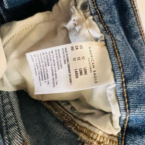 American Eagle Outfitters High Rise Mom Jeans Size 12 Long Blue - Picture 6 of 11